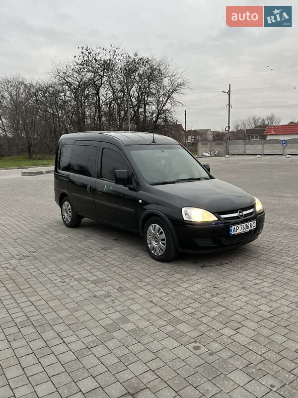 Мінівен Opel Combo 2006 в Запоріжжі фото 3 Мінівен Opel Combo 2006 в Запоріжжі