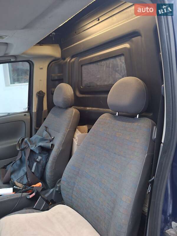 Вантажівка Opel Combo 2003 в Івано-Франківську