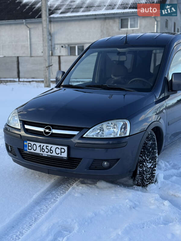 Минивэн Opel Combo 2007 в Микулинцах
