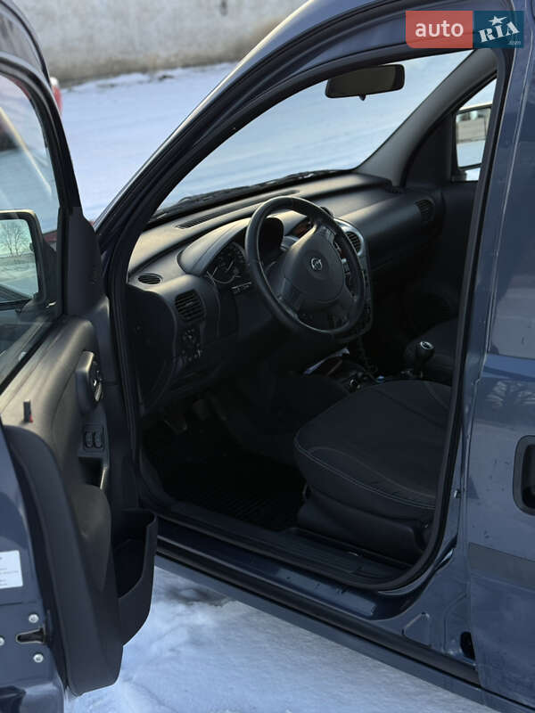 Минивэн Opel Combo 2007 в Микулинцах