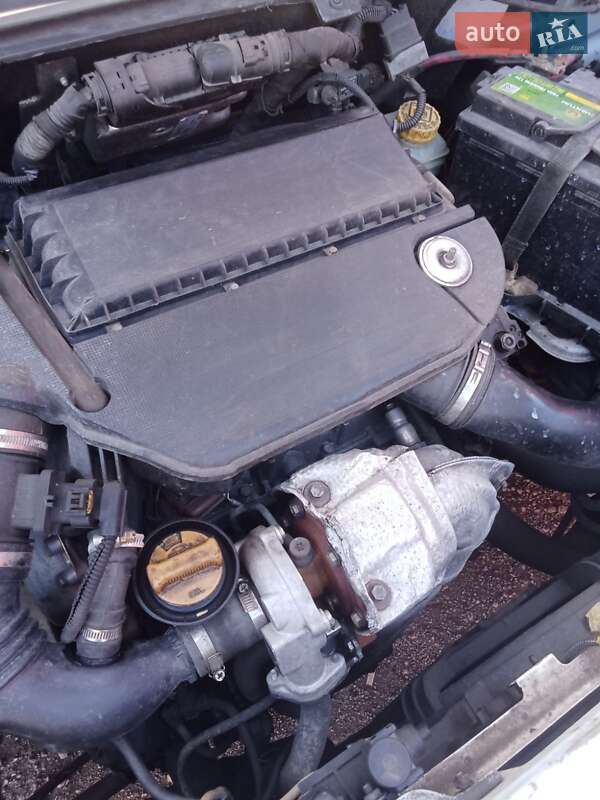 Грузовой фургон Opel Combo 2012 в Каменском