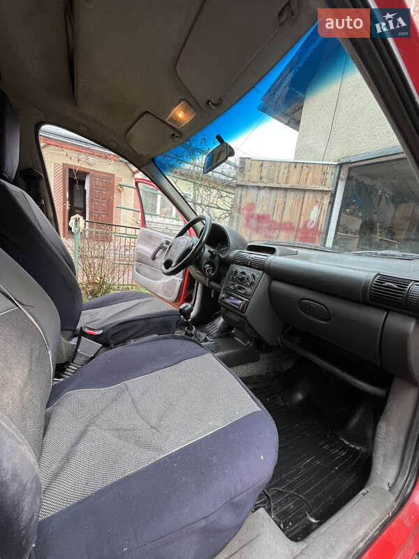 Грузовой фургон Opel Combo 1995 в Львове