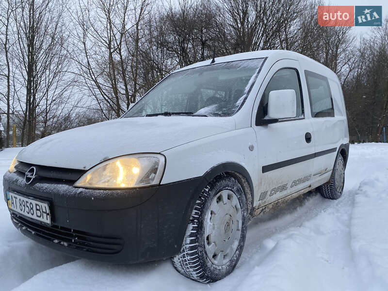 Минивэн Opel Combo 2006 в Рожнятове
