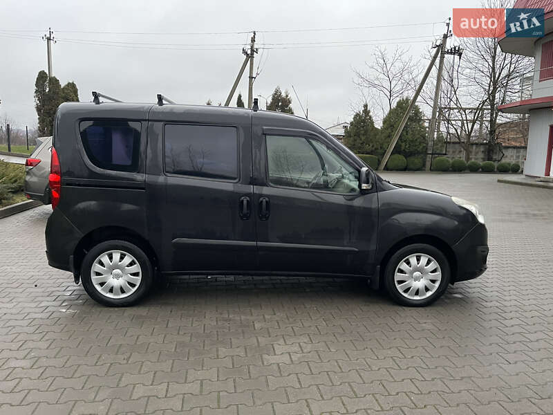 Минивэн Opel Combo 2012 в Хмельницком