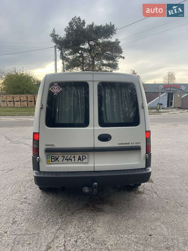 Минивэн Opel Combo 2003 в Нетешине