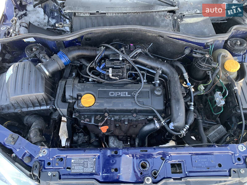 Минивэн Opel Combo 2004 в Барановке