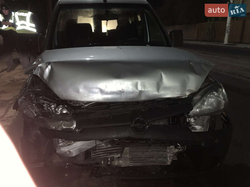 Минивэн Opel Combo 2008 в Житомире