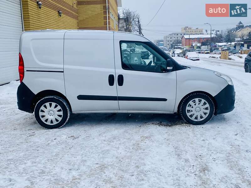Вантажівка Opel Combo 2012 в Києві фото 5 Вантажівка Opel Combo 2012 в Києві
