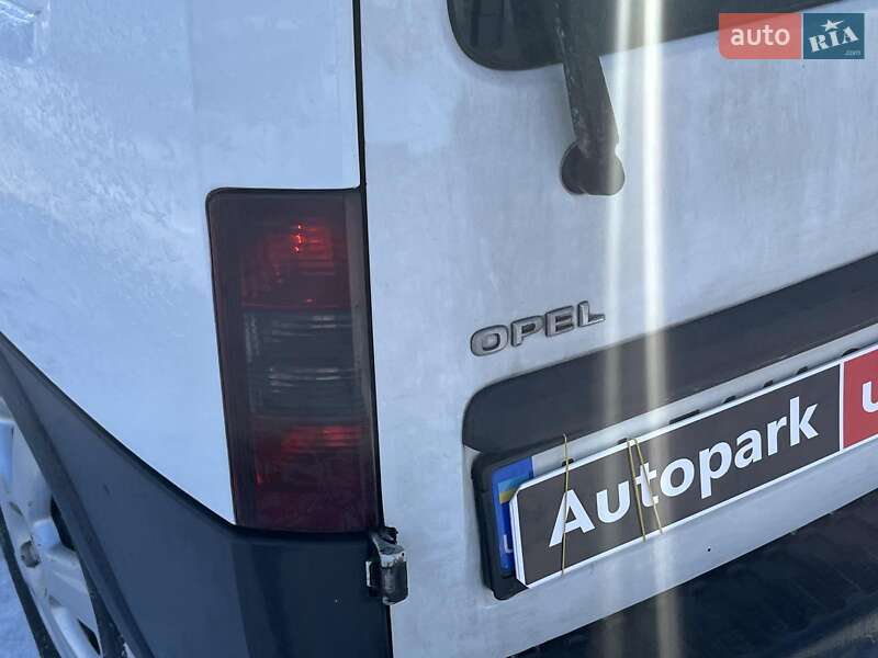 Вантажний фургон Opel Combo 2011 в Києві фото 42 Вантажний фургон Opel Combo 2011 в Києві
