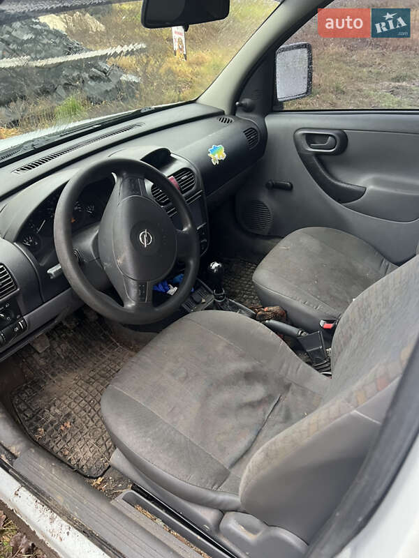 Грузовой фургон Opel Combo 2003 в Маневичах