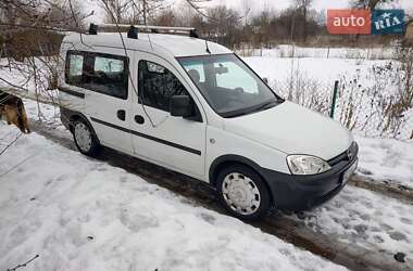 Минивэн Opel Combo 2009 в Луцке