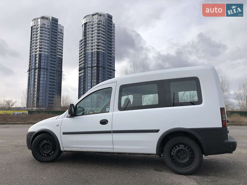 Минивэн Opel Combo 2008 в Киеве фото 4 Минивэн Opel Combo 2008 в Киеве