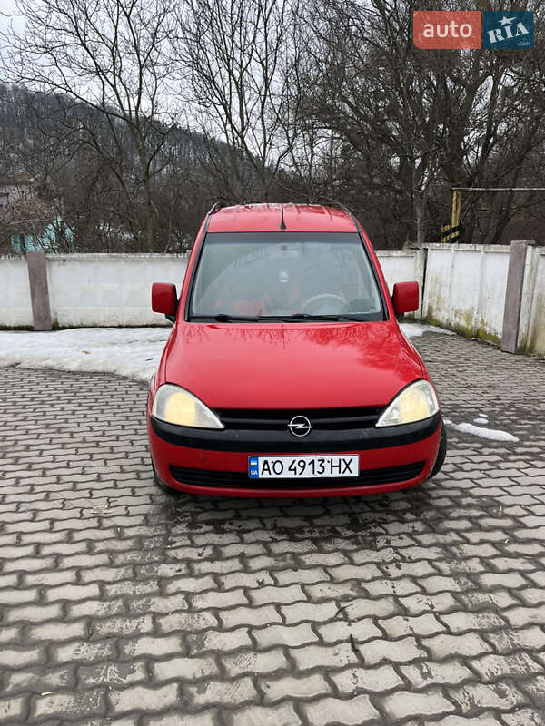 Минивэн Opel Combo 2003 в Черновцах