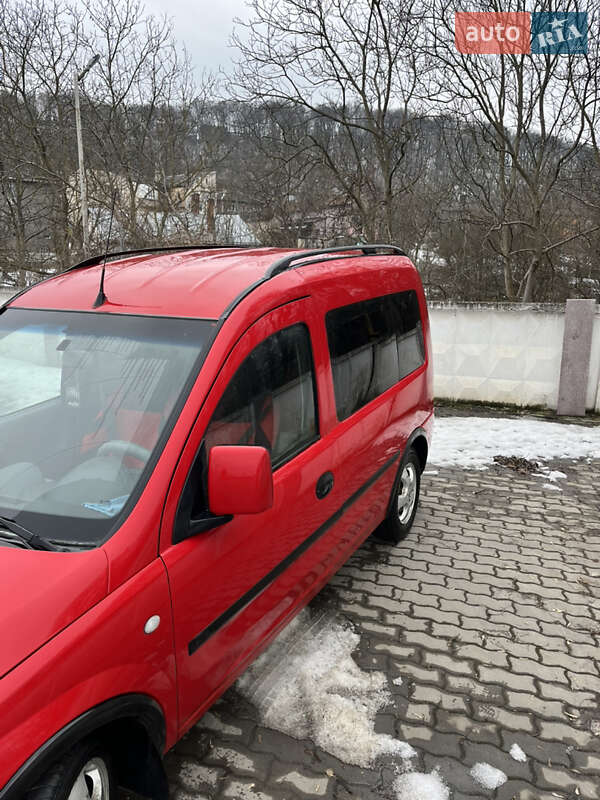 Минивэн Opel Combo 2003 в Черновцах