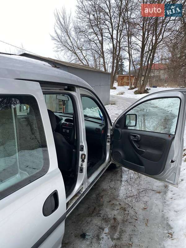 Минивэн Opel Combo 2005 в Тернополе