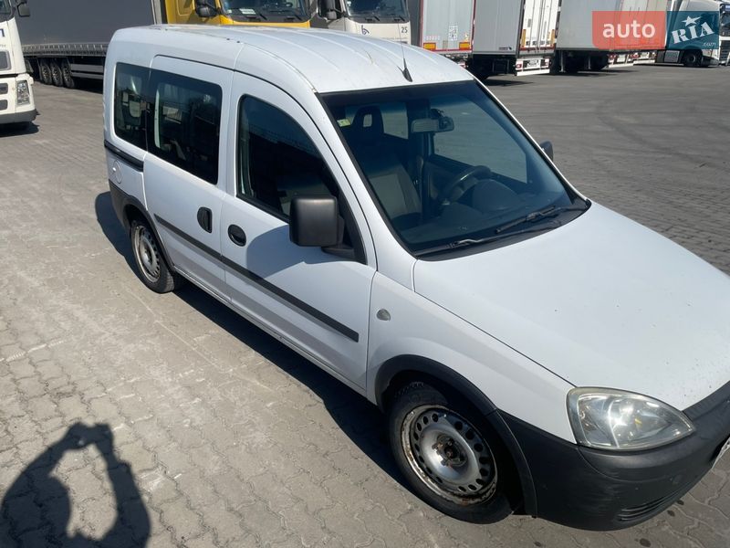 Мінівен Opel Combo 2008 в Львові