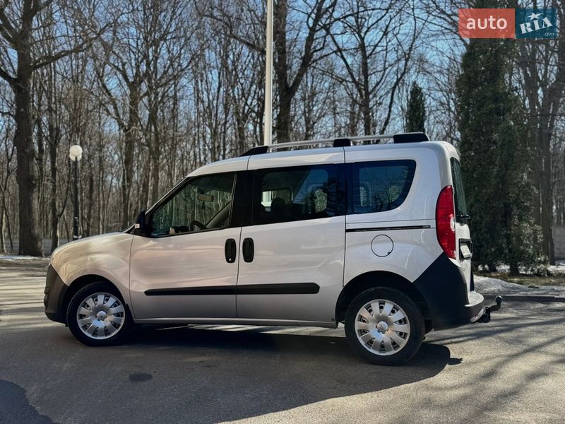 Мінівен Opel Combo 2013 в Києві