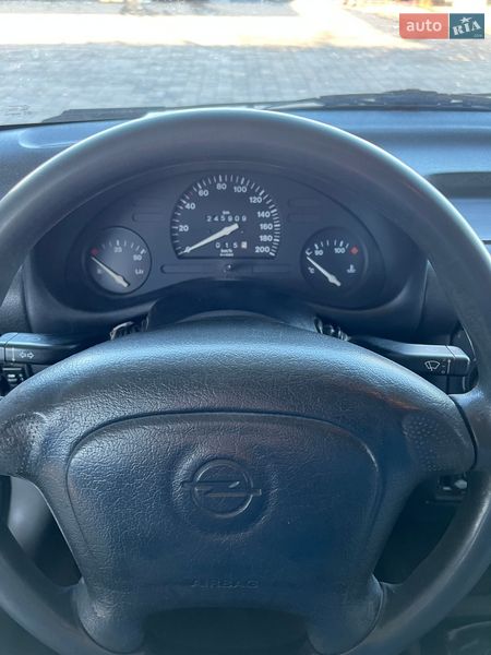 Грузовой фургон Opel Combo 1997 в Полтаве