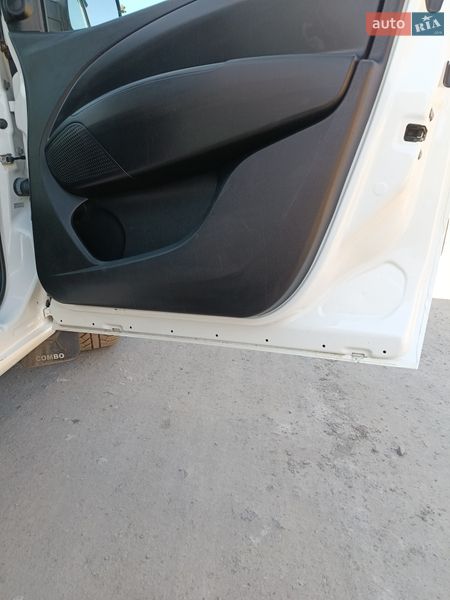 Вантажний фургон Opel Combo 2013 в Брюховичах фото 13 Вантажний фургон Opel Combo 2013 в Брюховичах