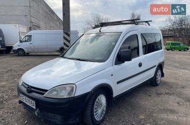 Минивэн Opel Combo 2005 в Черновцах
