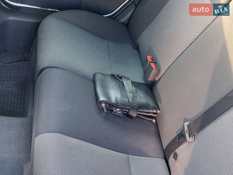 Минивэн Opel Combo 2011 в Нововолынске