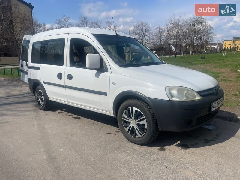 Opel Combo 2004