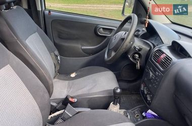 Минивэн Opel Combo 2005 в Ивано-Франковске