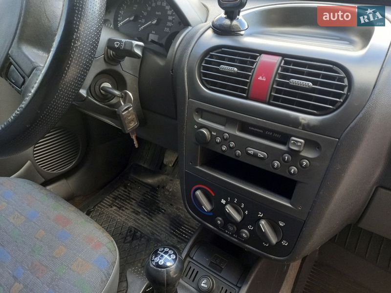 Вантажний фургон Opel Combo 2002 в Хмельницькому фото 9 Вантажний фургон Opel Combo 2002 в Хмельницькому