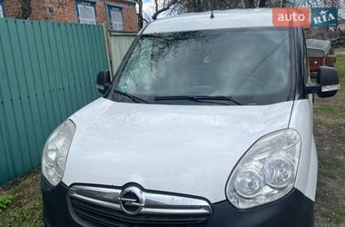 Грузовой фургон Opel Combo 2014 в Коропе