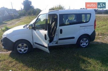Мінівен Opel Combo 2015 в Житомирі
