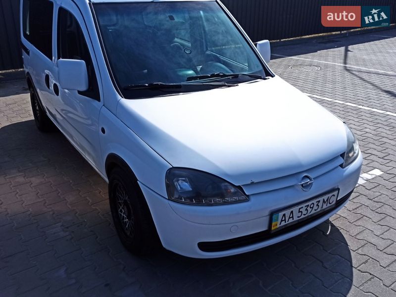 Минивэн Opel Combo 2007 в Киеве