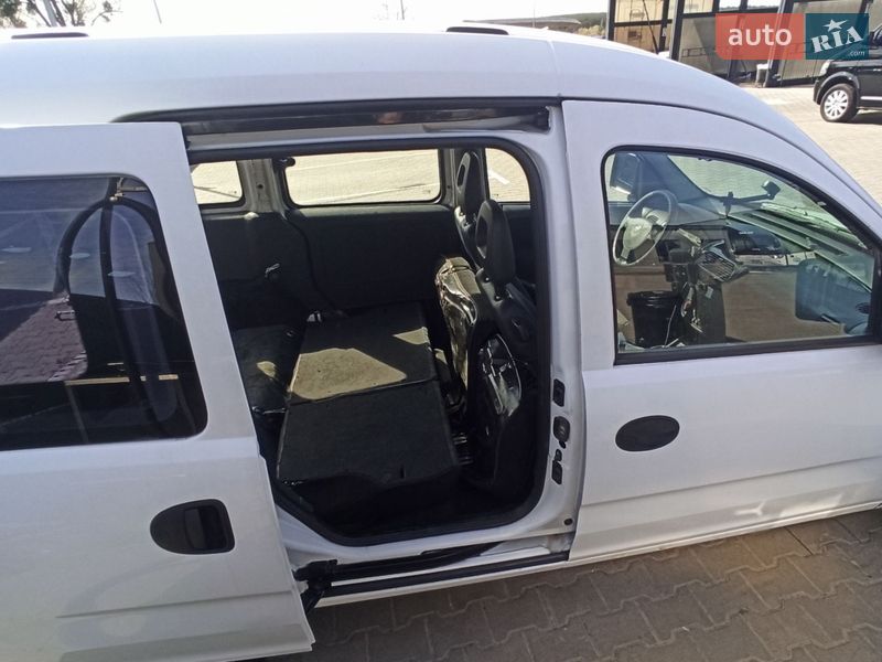 Минивэн Opel Combo 2007 в Киеве