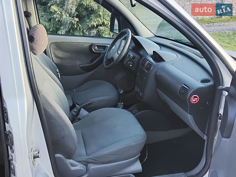 Мінівен Opel Combo 2002 в Новояворівську