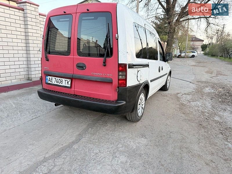 Минивэн Opel Combo 2005 в Днепре