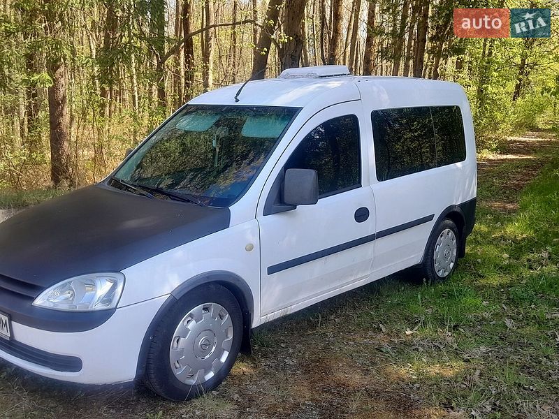 Минивэн Opel Combo 2005 в Рожнятове