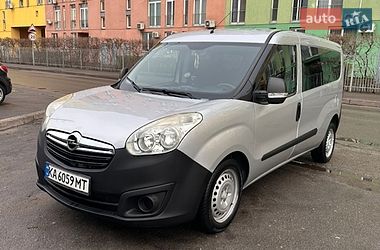 Минивэн Opel Combo 2016 в Киеве