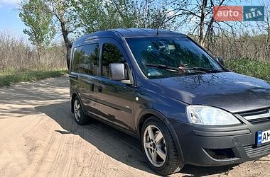 Минивэн Opel Combo 2005 в Павлограде