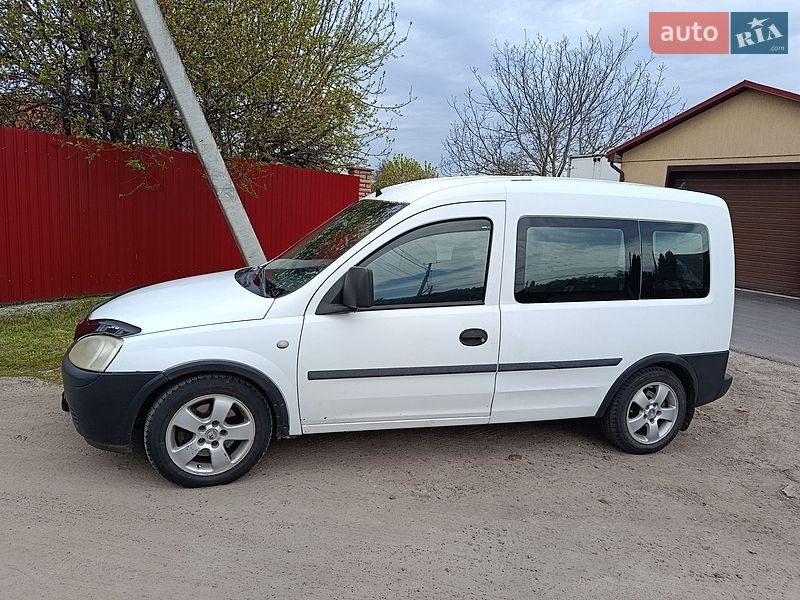 Минивэн Opel Combo 2005 в Черкассах