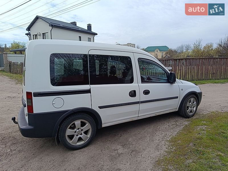 Минивэн Opel Combo 2005 в Черкассах