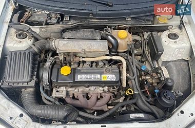 Вантажний фургон Opel Combo 1998 в Дніпрі