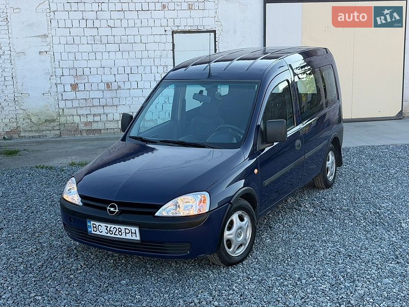Минивэн Opel Combo 2003 в Дрогобыче