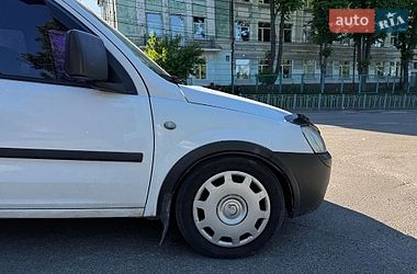 Мінівен Opel Combo 2008 в Одесі