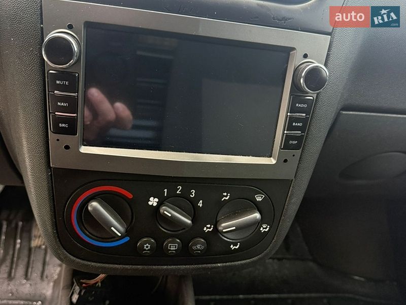 Мікроавтобус вантажний (до 3,5т) Opel Combo 2011 в Хусті