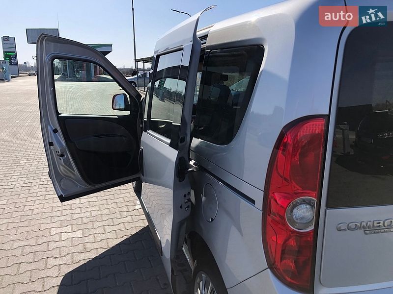 Мінівен Opel Combo 2016 в Києві