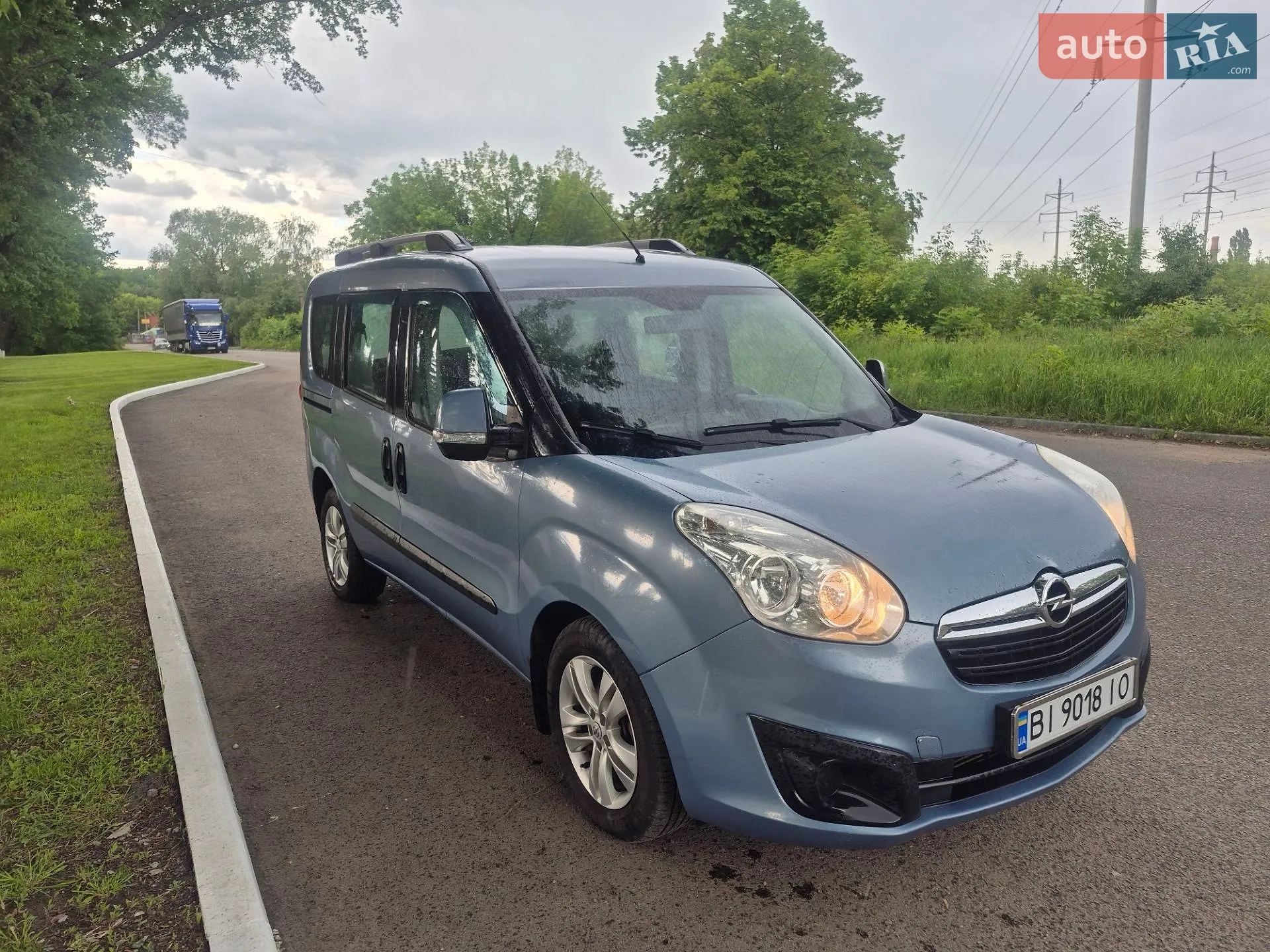 2011 Opel Combo - мініатюра 2