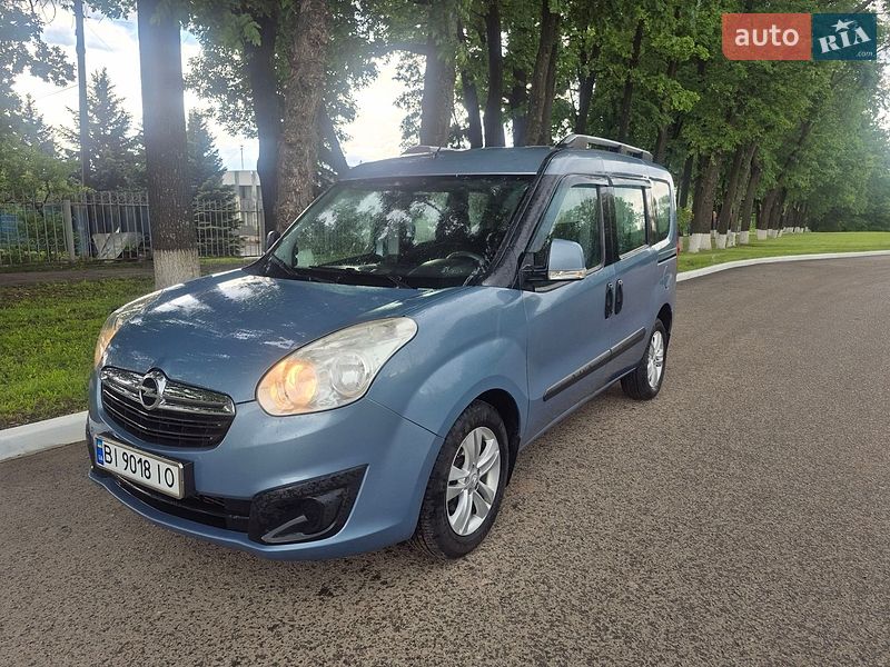 Opel Combo 2011