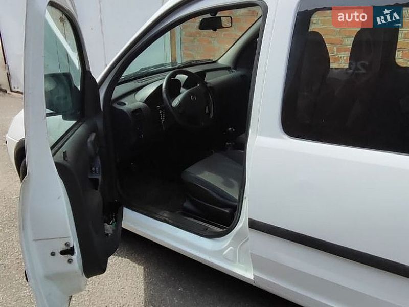 Мінівен Opel Combo 2009 в Києві