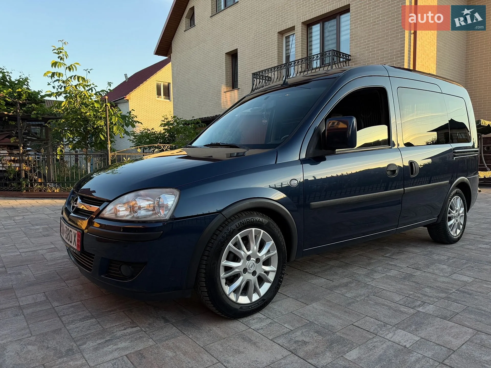 2010 Opel Combo - мініатюра 8