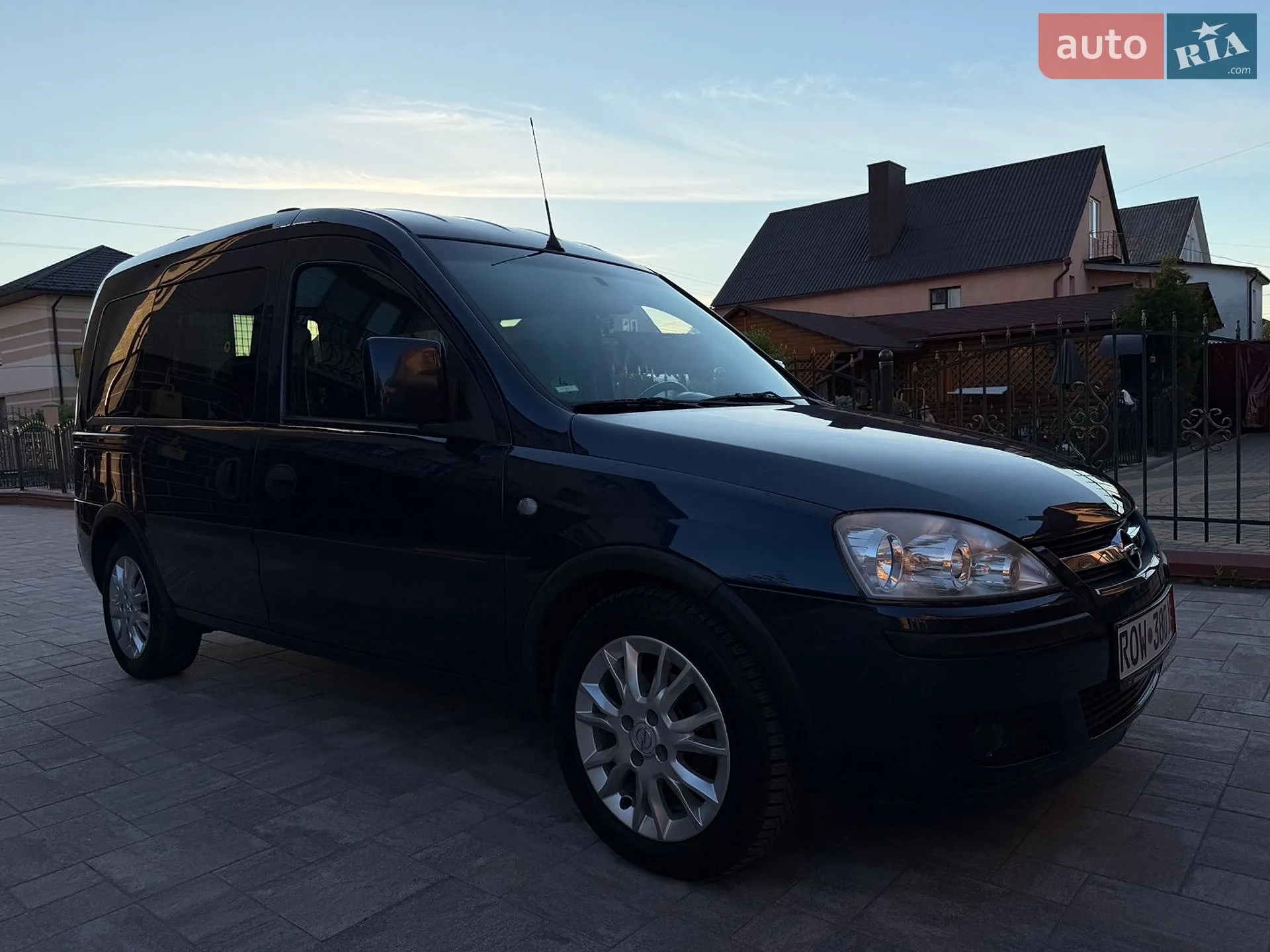 2010 Opel Combo - мініатюра 14