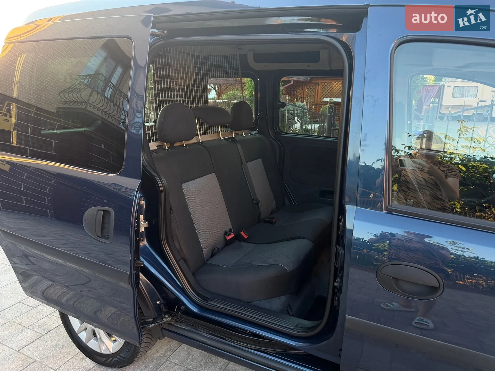 2010 Opel Combo - мініатюра 34